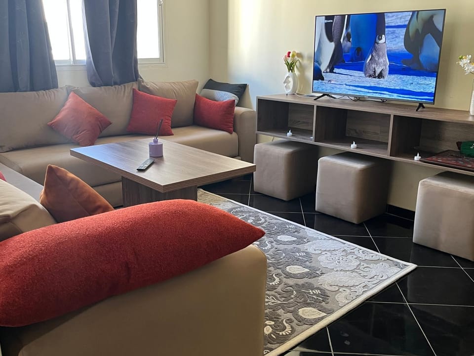 Communal lounge/ TV room