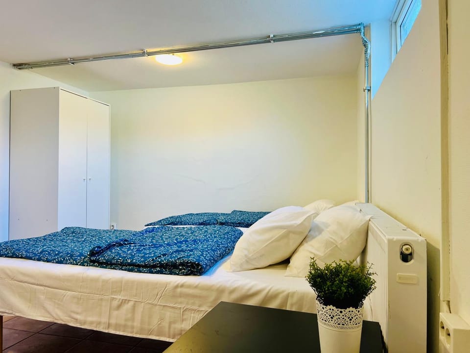 Cozy room with 3 single bed in Landskrona Apartment in Skåne County