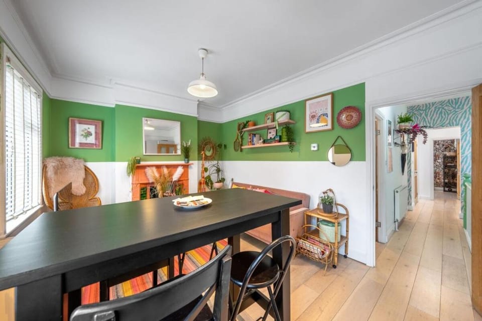 Claremont City Heights Apartment in London Borough of Southwark