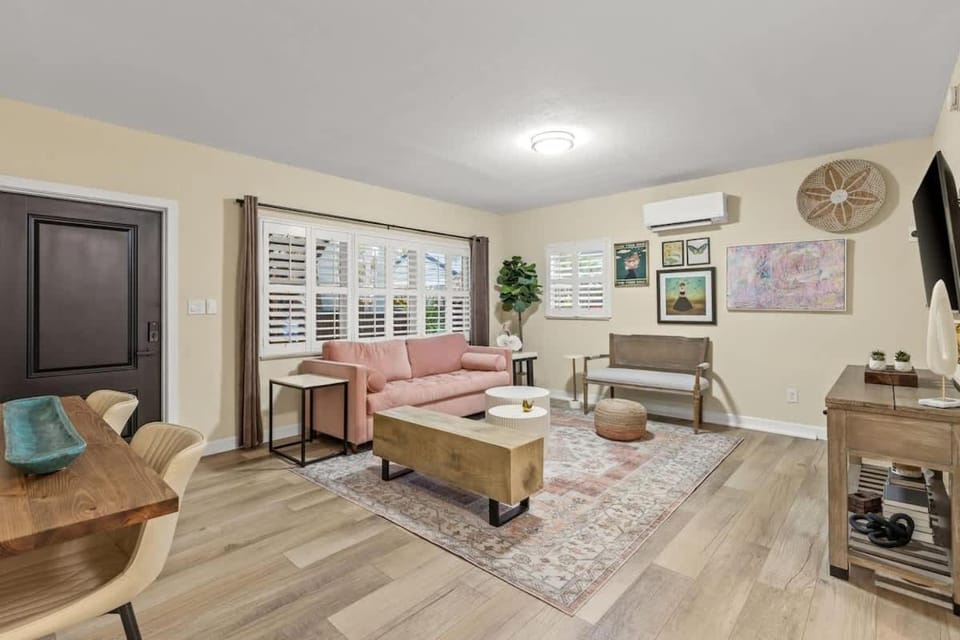 Coconut Grove Resort Villa in Clearwater Beach