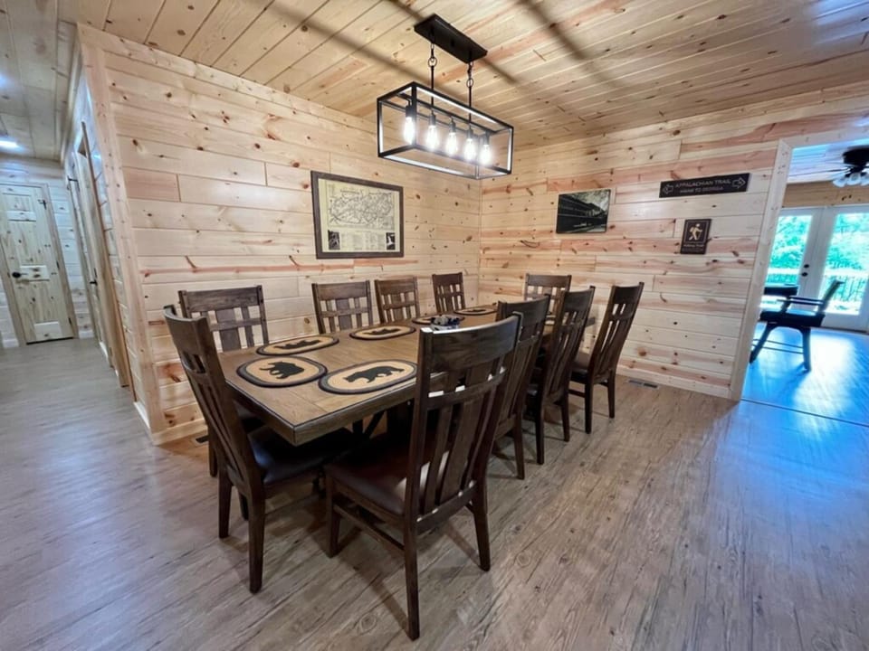 The Hitching Post By Avada Properties House in Pigeon Forge