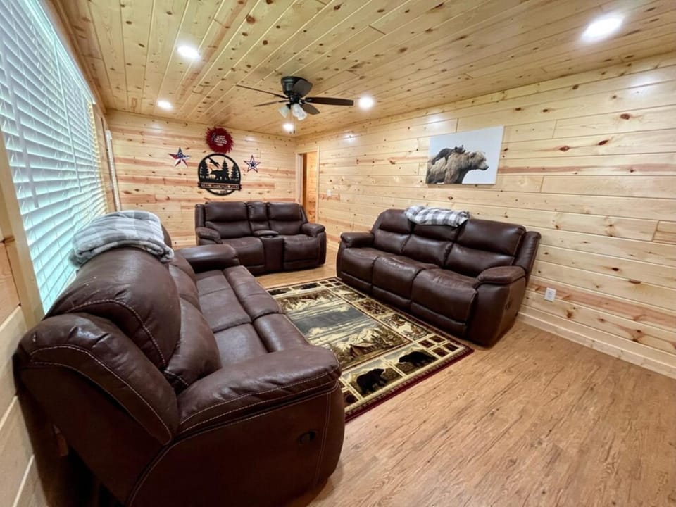 The Hitching Post By Avada Properties House in Pigeon Forge