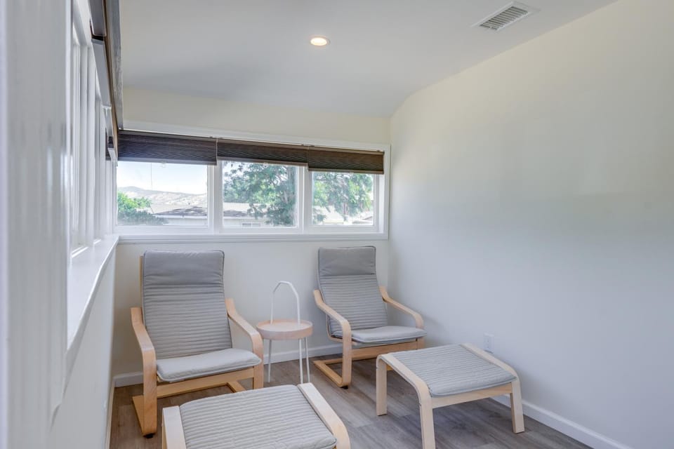 Walk to Dtwn Tehachapi: Updated Getaway w/ Yard! House in Tehachapi