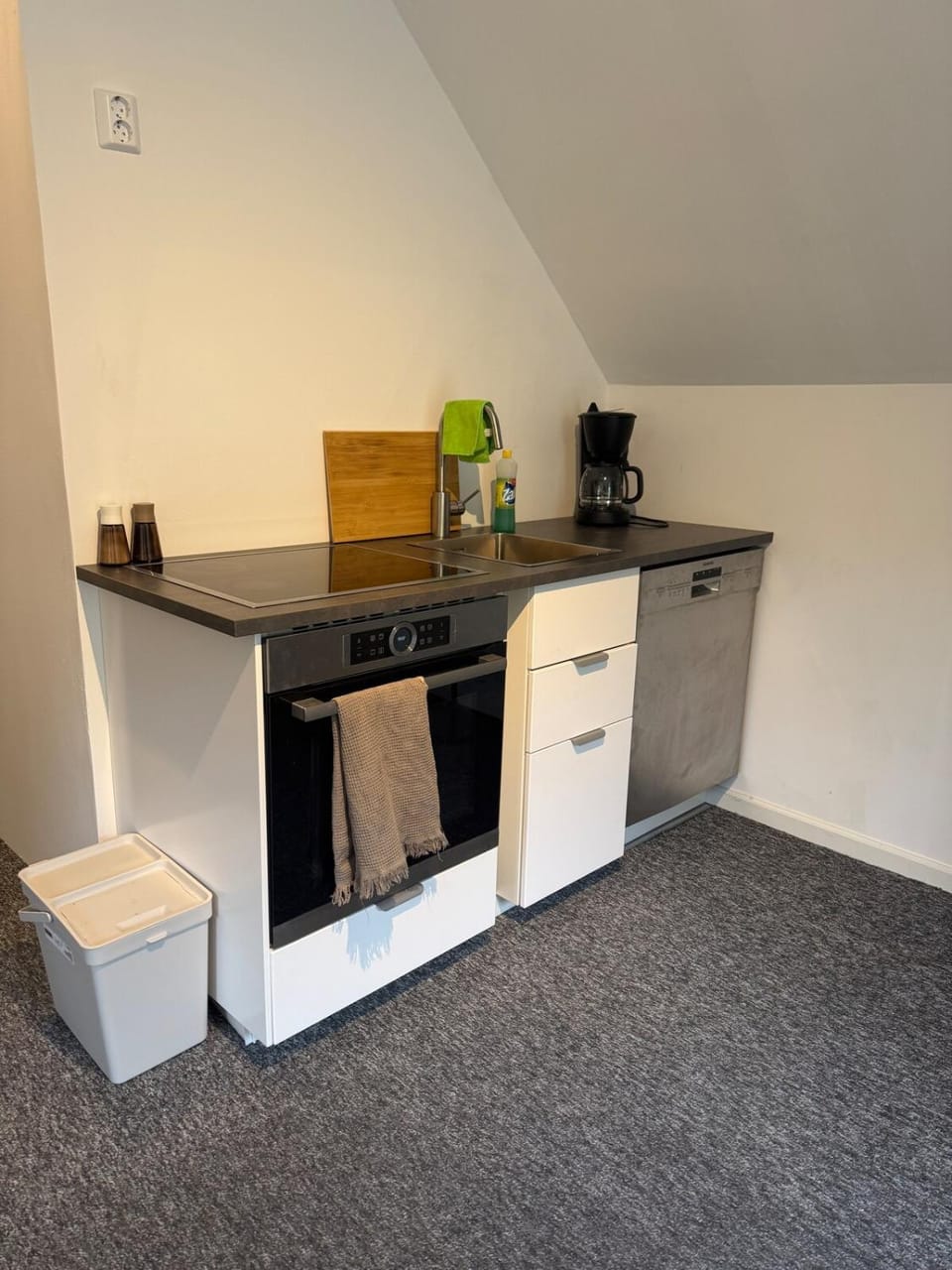Coffee/tea facilities, Kitchen or kitchenette