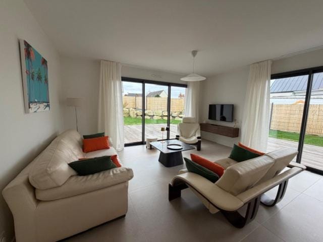 Ty Rosc'OFF, Plain-pied de charme, tout récent, à proximité immédiate du centre de Roscoff House in Finistere