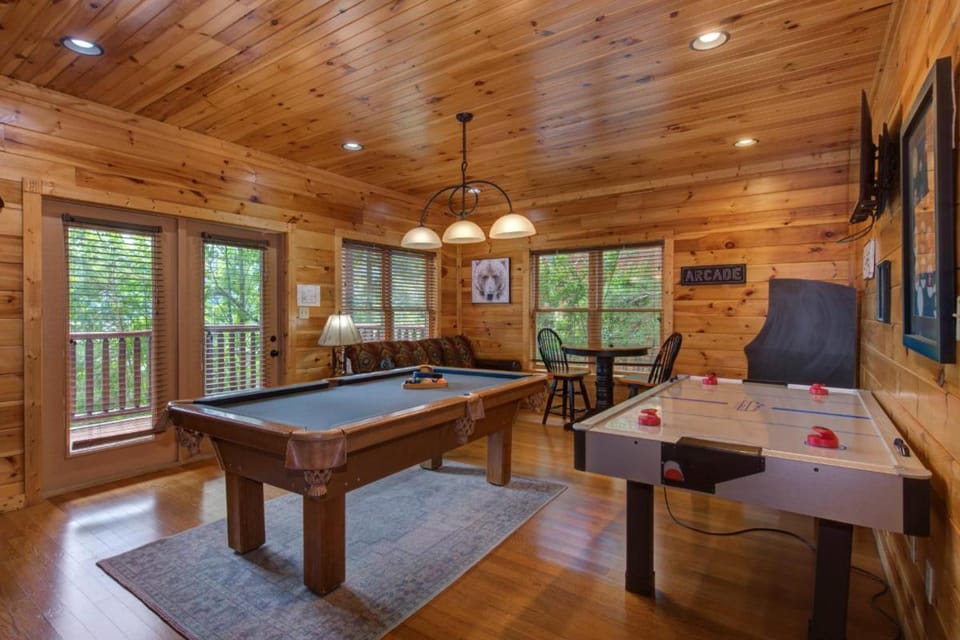 Views To Die For By Avada Properties House in Gatlinburg