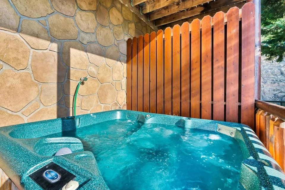 Windows to Heaven By Avada Properties House in Sevier County