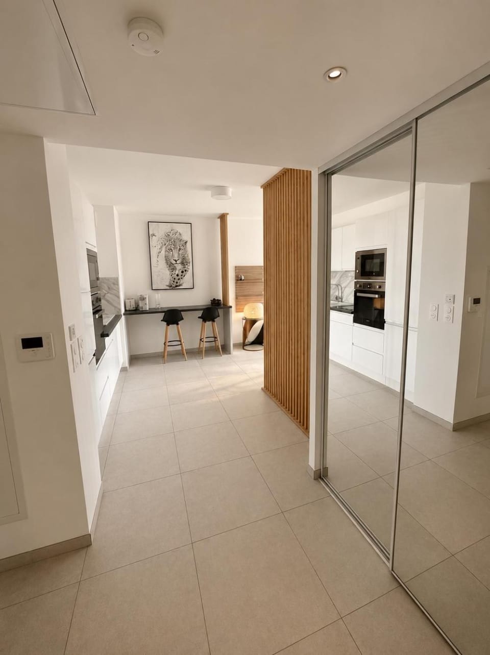 Studio en bord de mer avec piscine sur le toit Apartment in Nice