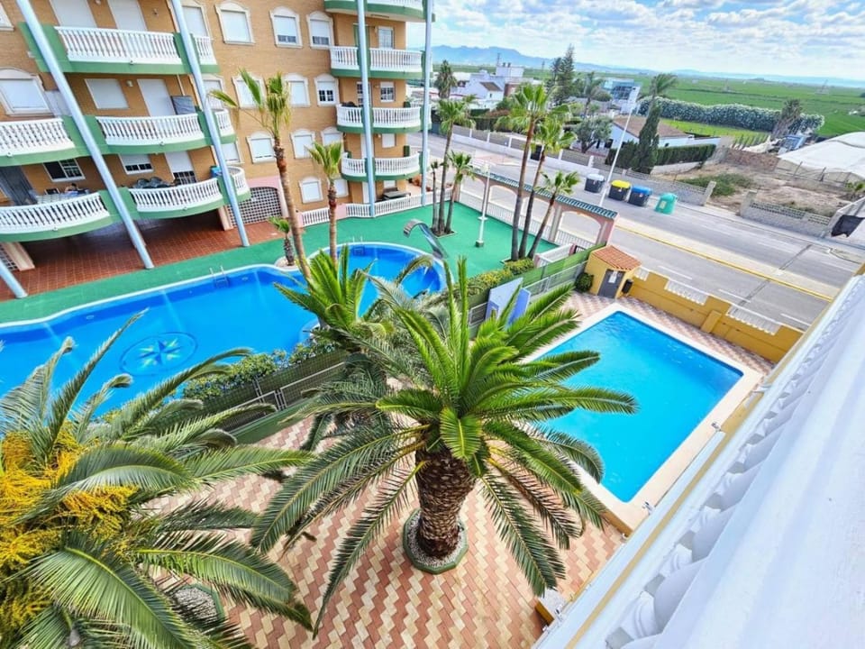 Garden, Swimming pool