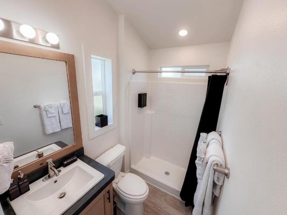 Roam Tillamook Campground/ 
RV Resort in Garibaldi