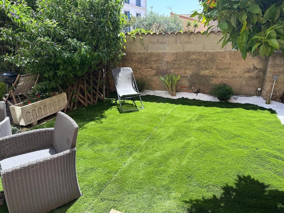 Tortuga - 3 pieces confortable au centre, clim Apartment in La Londe-les-Maures