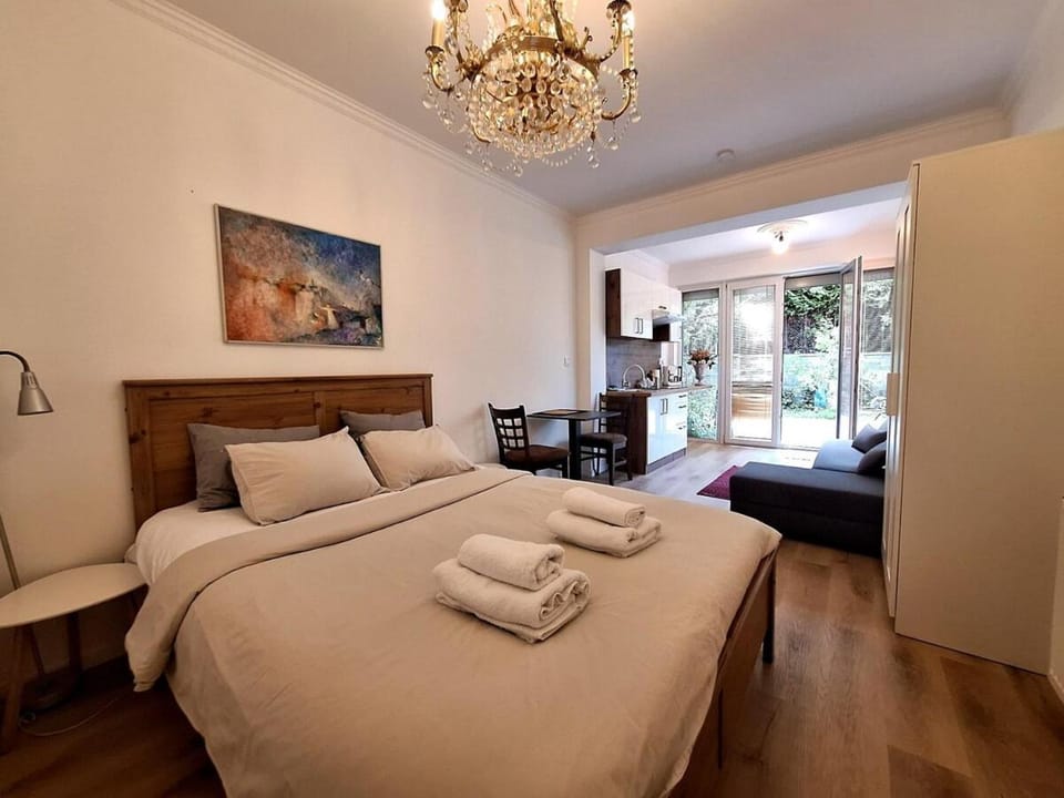 Terrace Studio with Kitchen - KindStay Suites Prague Airport Apartment in Prague
