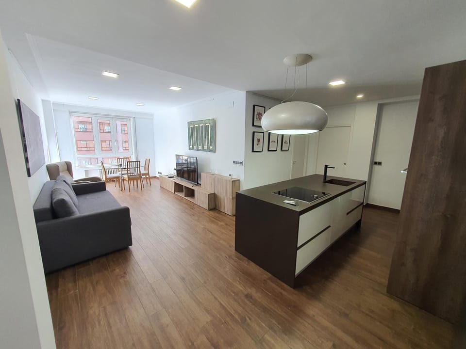 Communal lounge/ TV room, TV and multimedia, Kitchen or kitchenette, Living room, Seating area