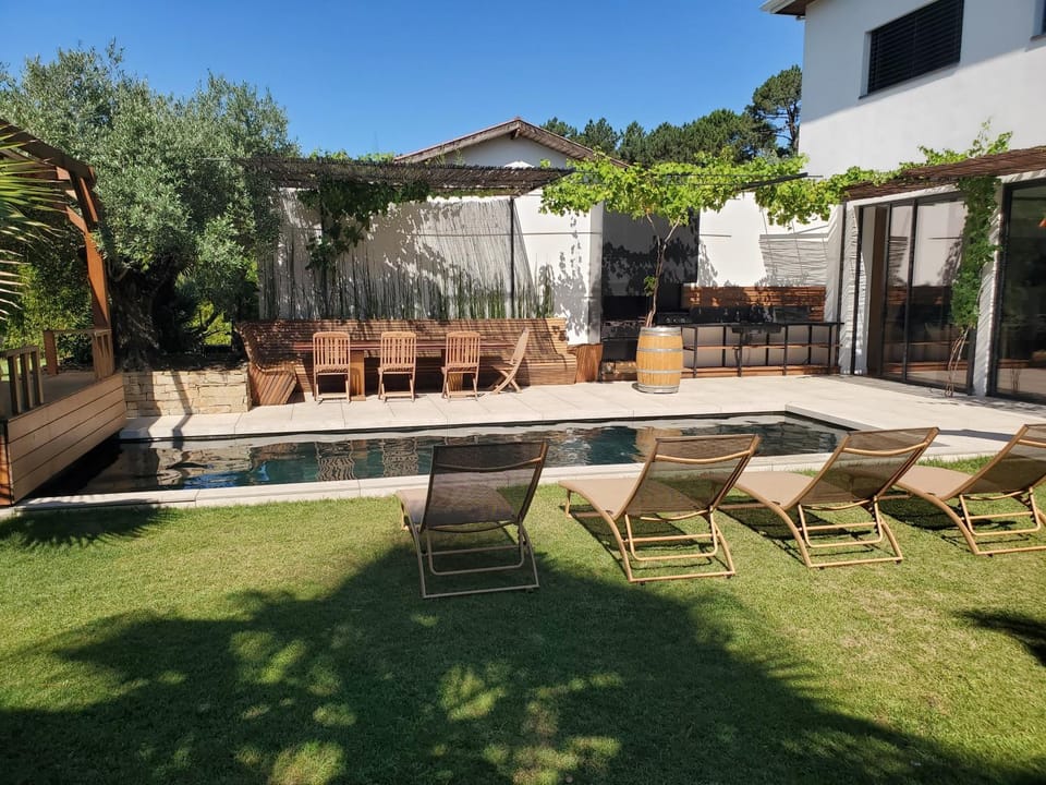 Villa 5 stars at the end of Golf Villa in Hossegor