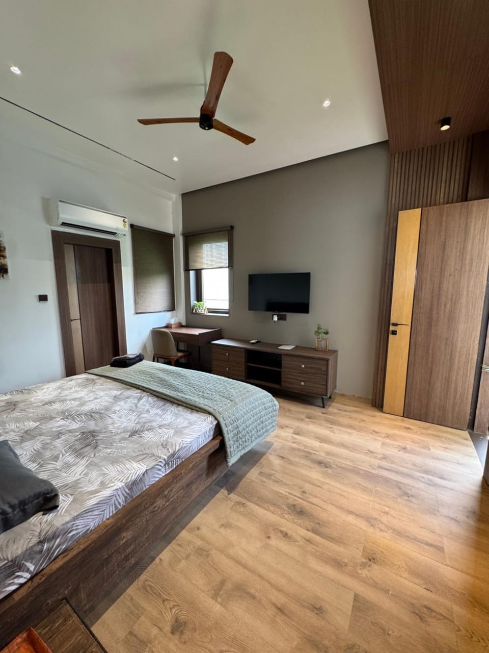 Skywood Villa Rooms Vacation rental in Lucknow