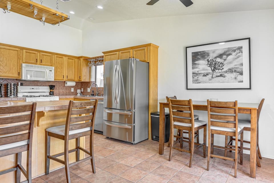 Near Golf Courses: Poolside Paradise in Yuma! House in Fortuna Foothills