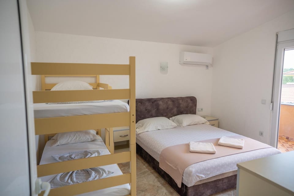 Bed, bunk bed, air conditioner