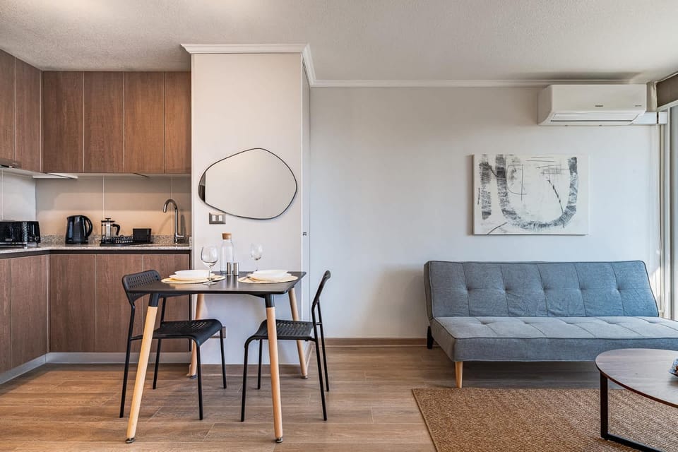 Modern & Fully Equipped Apt Next to Metro Apartment in Recoleta