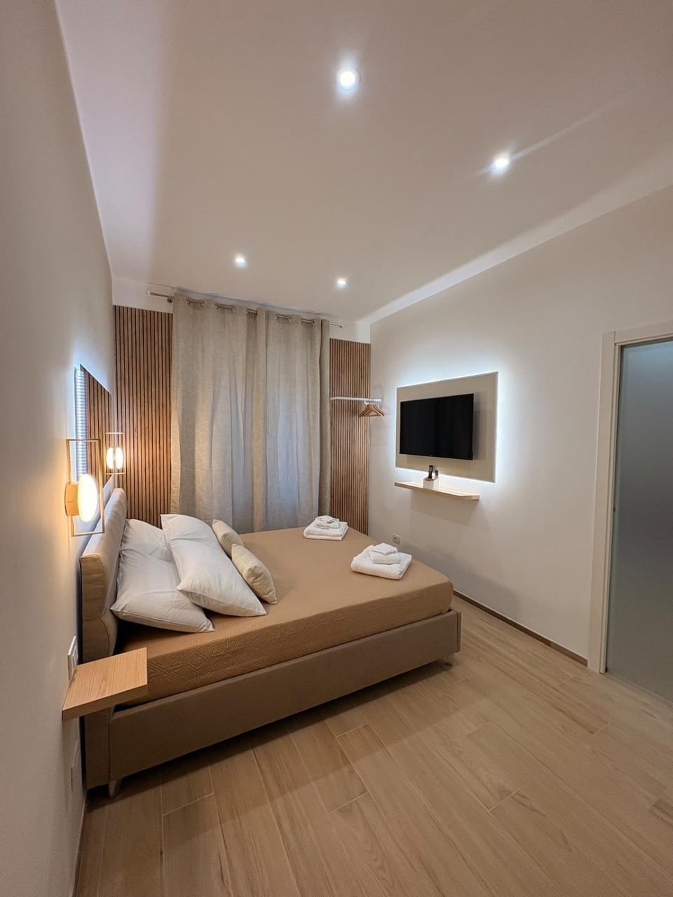Gianvenuti House Rome - Metro A with Jacuzzi Apartment in Rome