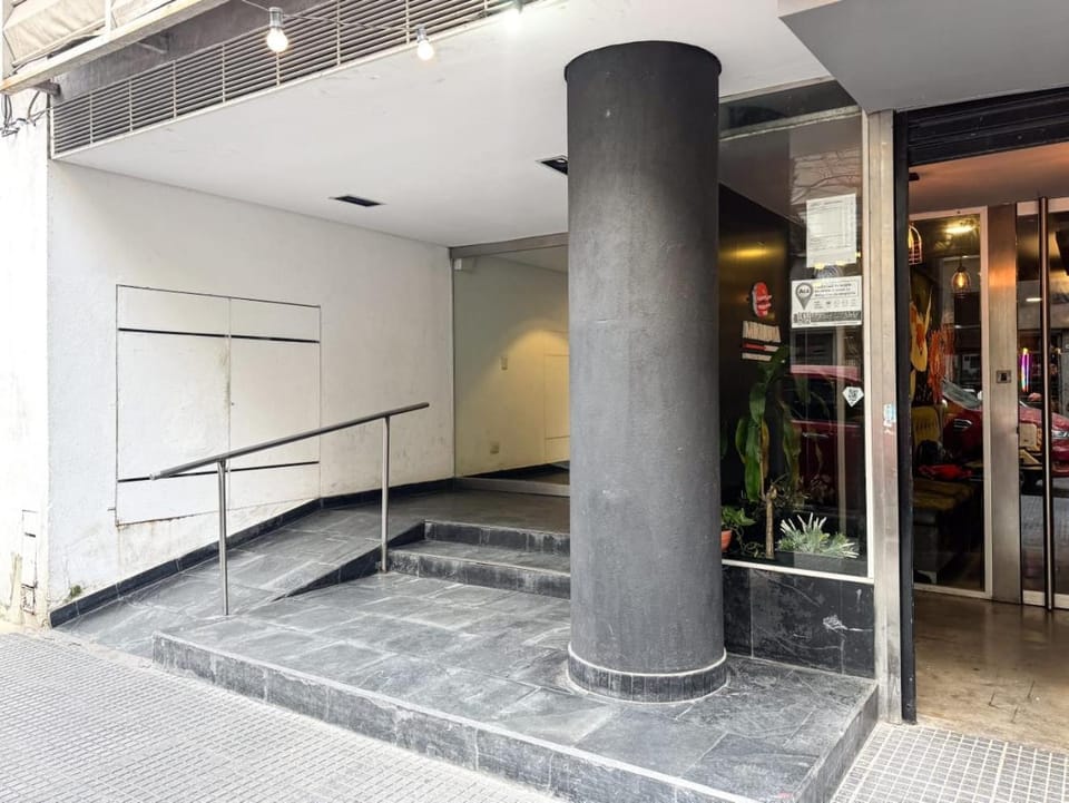 Property building, Facade/entrance, Off site