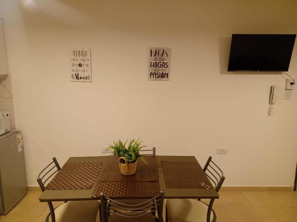 TV and multimedia, Kitchen or kitchenette, Dining area