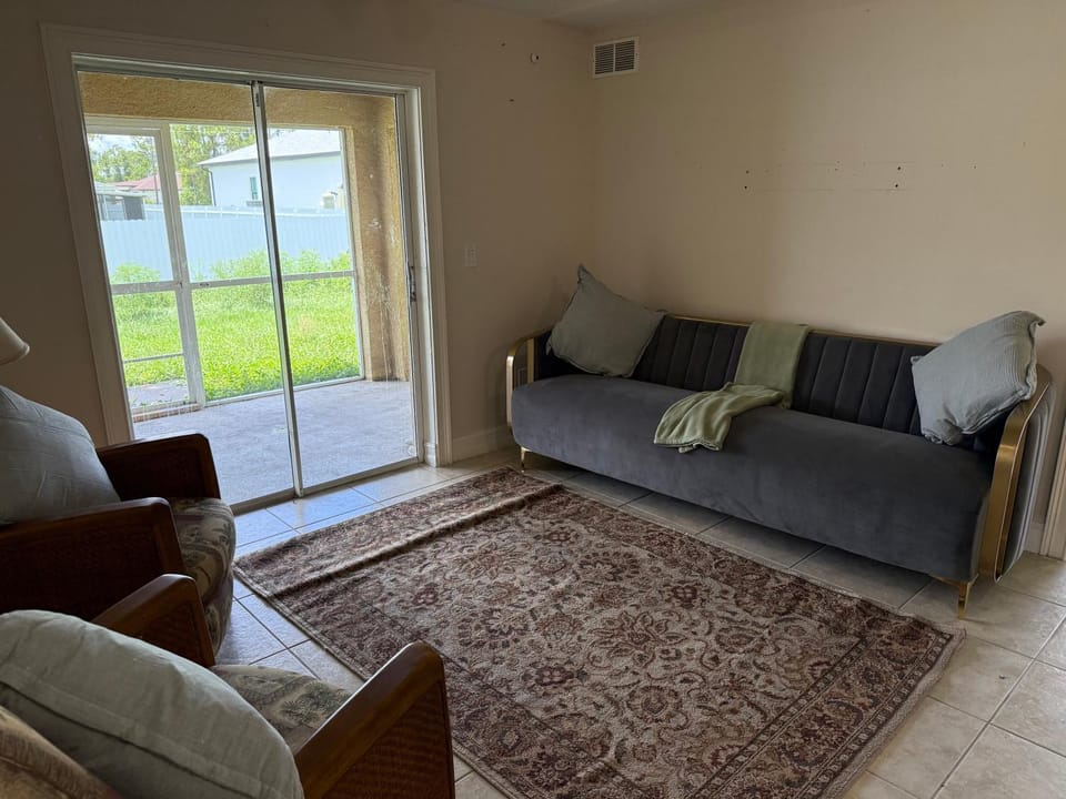Communal lounge/ TV room, Living room
