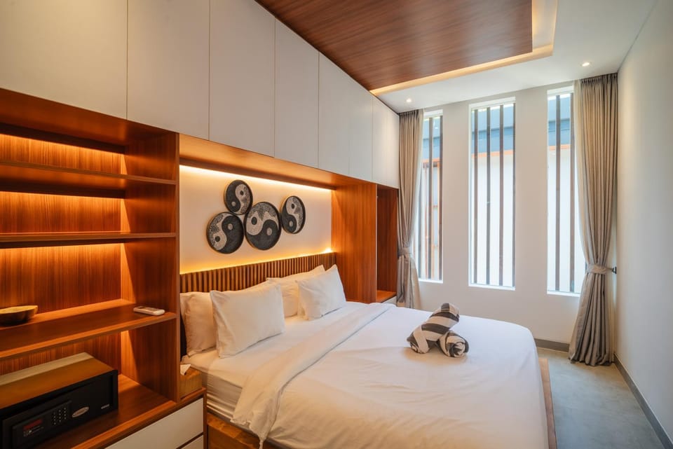 Elegant 5BR Vila in Canggu, AC with water filter House in North Kuta