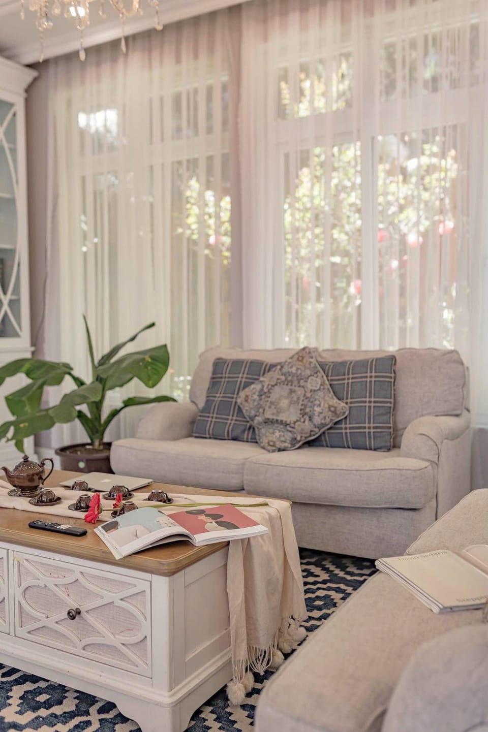 Living room, Seating area
