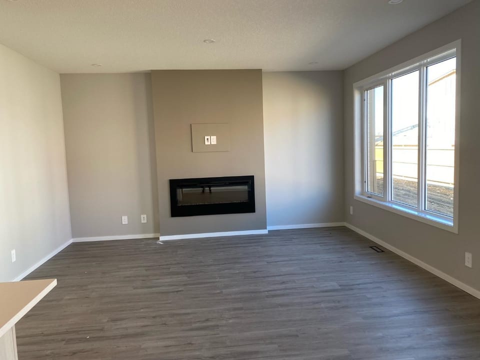 Cozy House In Airdrie Apartment in Airdrie