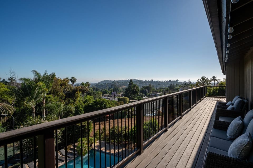 Patio, View (from property/room), Balcony/Terrace, Mountain view