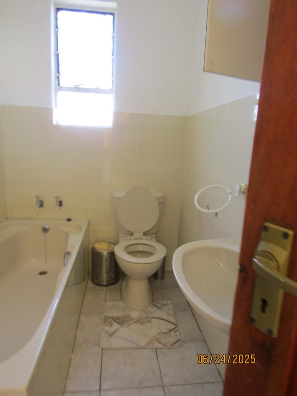 Bathroom, Bath