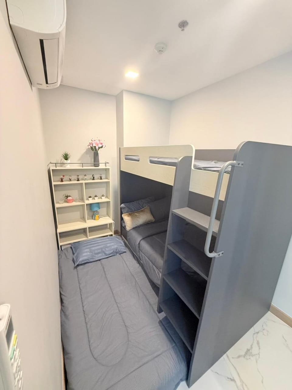 Bed, Bedroom, bunk bed