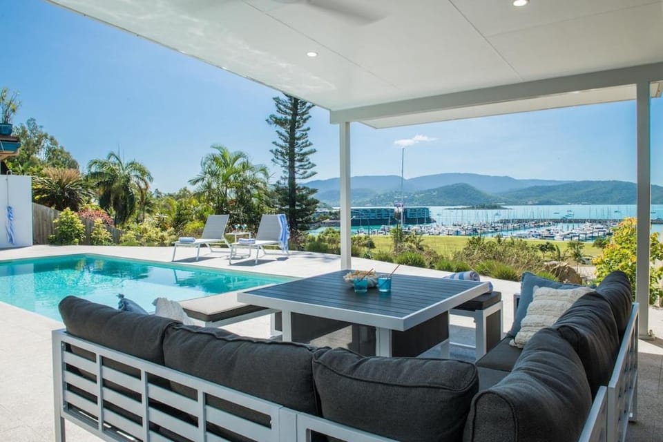 Airlie On Airlie 1 Bedroom House in Airlie Beach