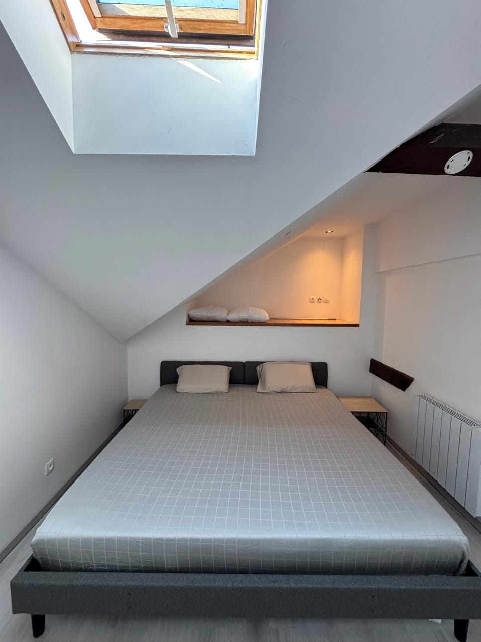 L'Horizon Silencieux Loft Apartment in Grand Est