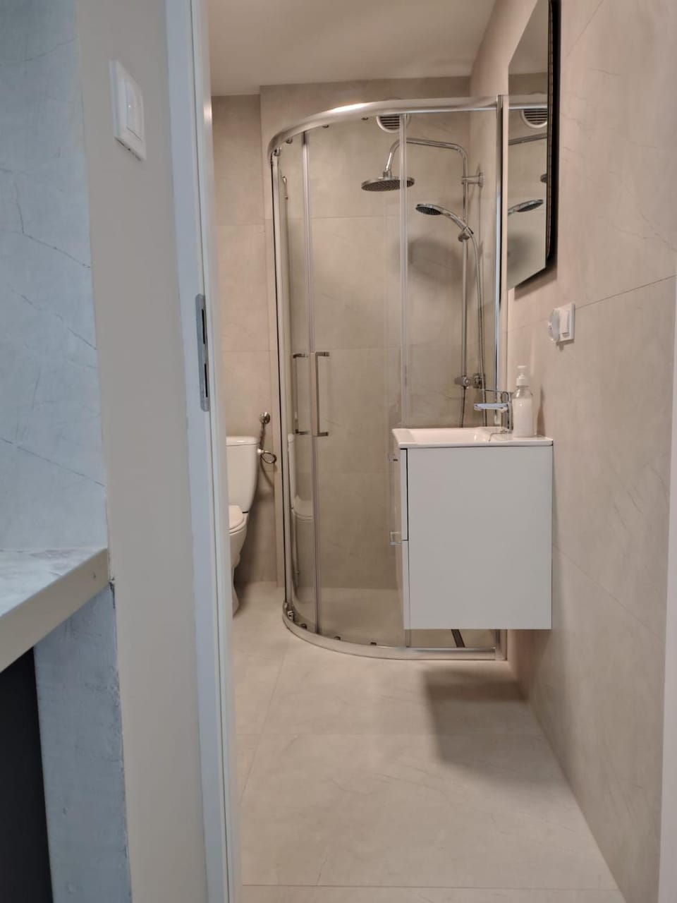 Shower, Bathroom