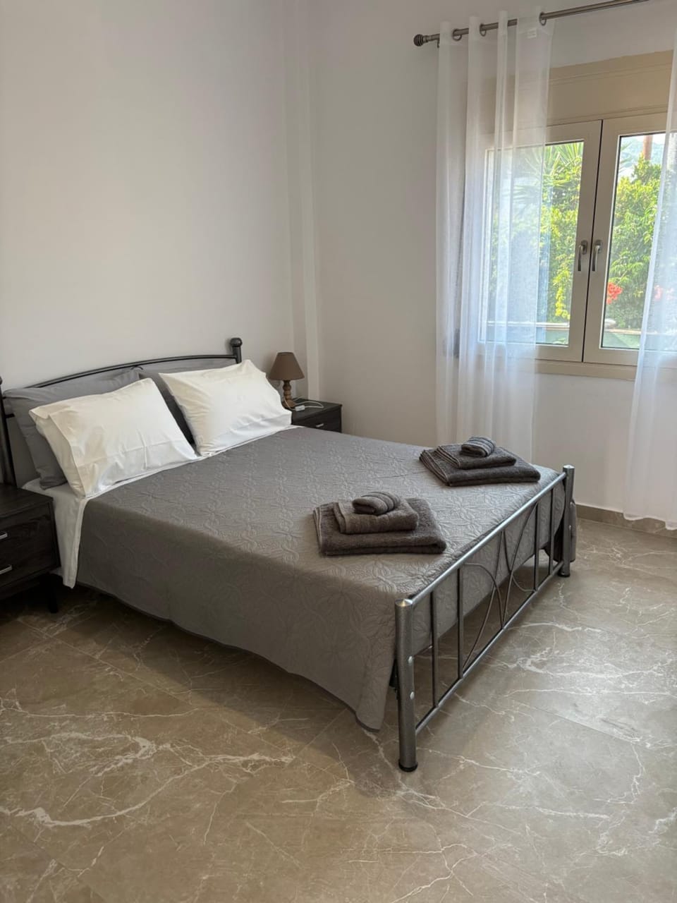 Vespoina Apartment with private parking Apartment in Skiathos