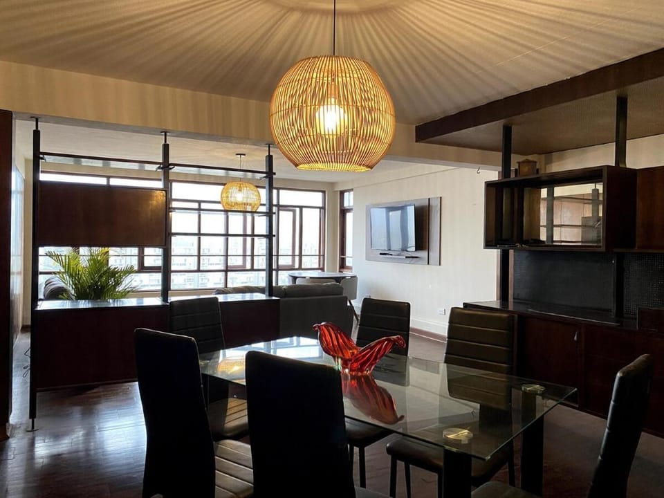 Elegant and spacious penthouse Apartment in Magdalena del Mar