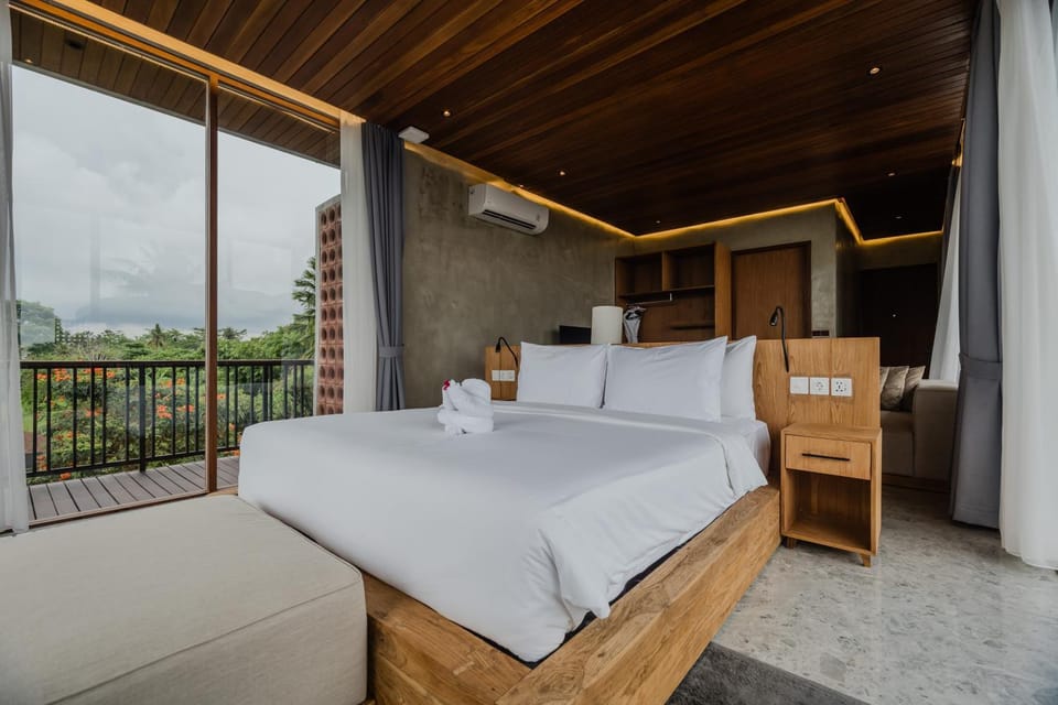 Bed, View (from property/room), Bedroom