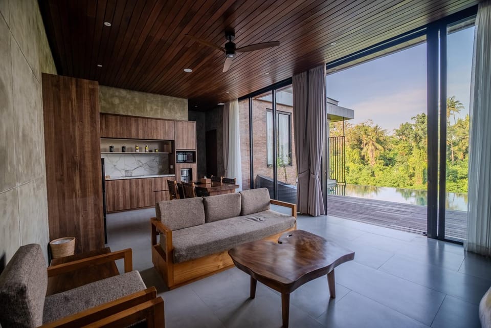 Natural landscape, View (from property/room), Balcony/Terrace, Kitchen or kitchenette, Living room, Seating area, Dining area, minibar