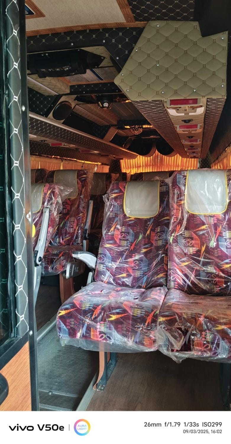 Travels in Mysore 4,6,13,26,50 Seater call - 98866O75OI Apartment in Mysuru