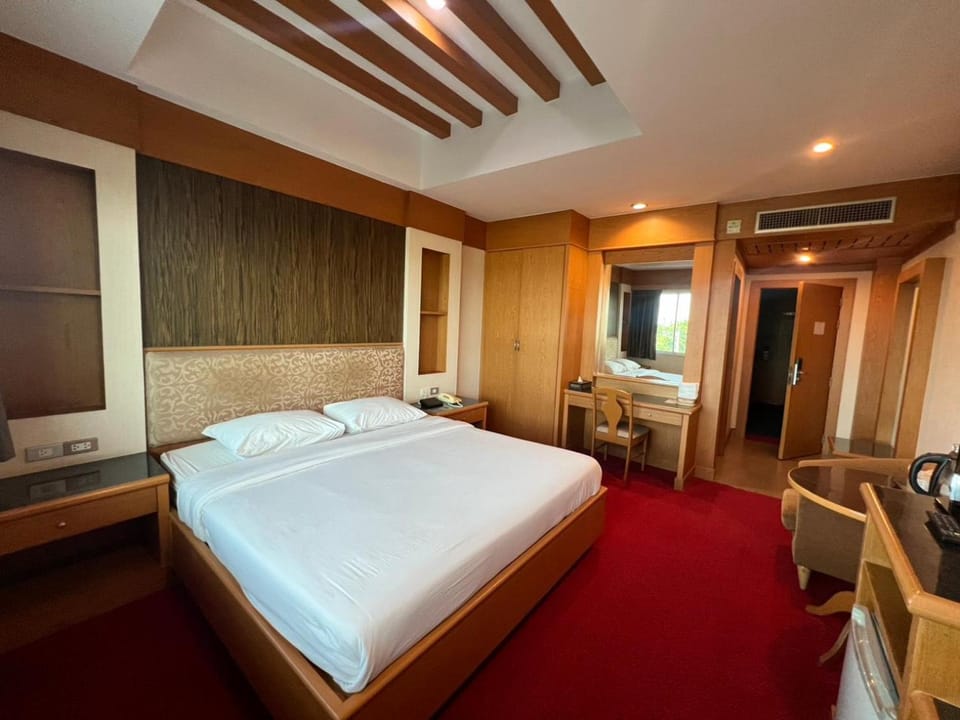 The Rich Hotel Rama 5 Hotel in Bangkok