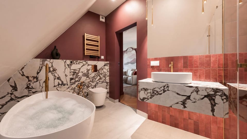 Bathroom, Bath