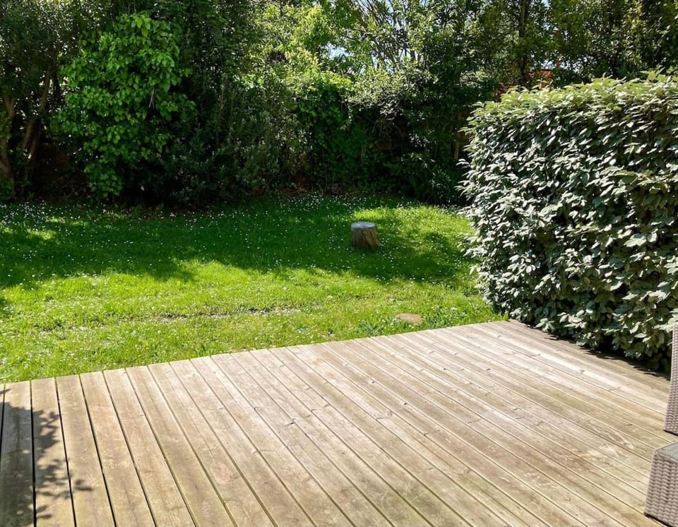 Garden, Garden view