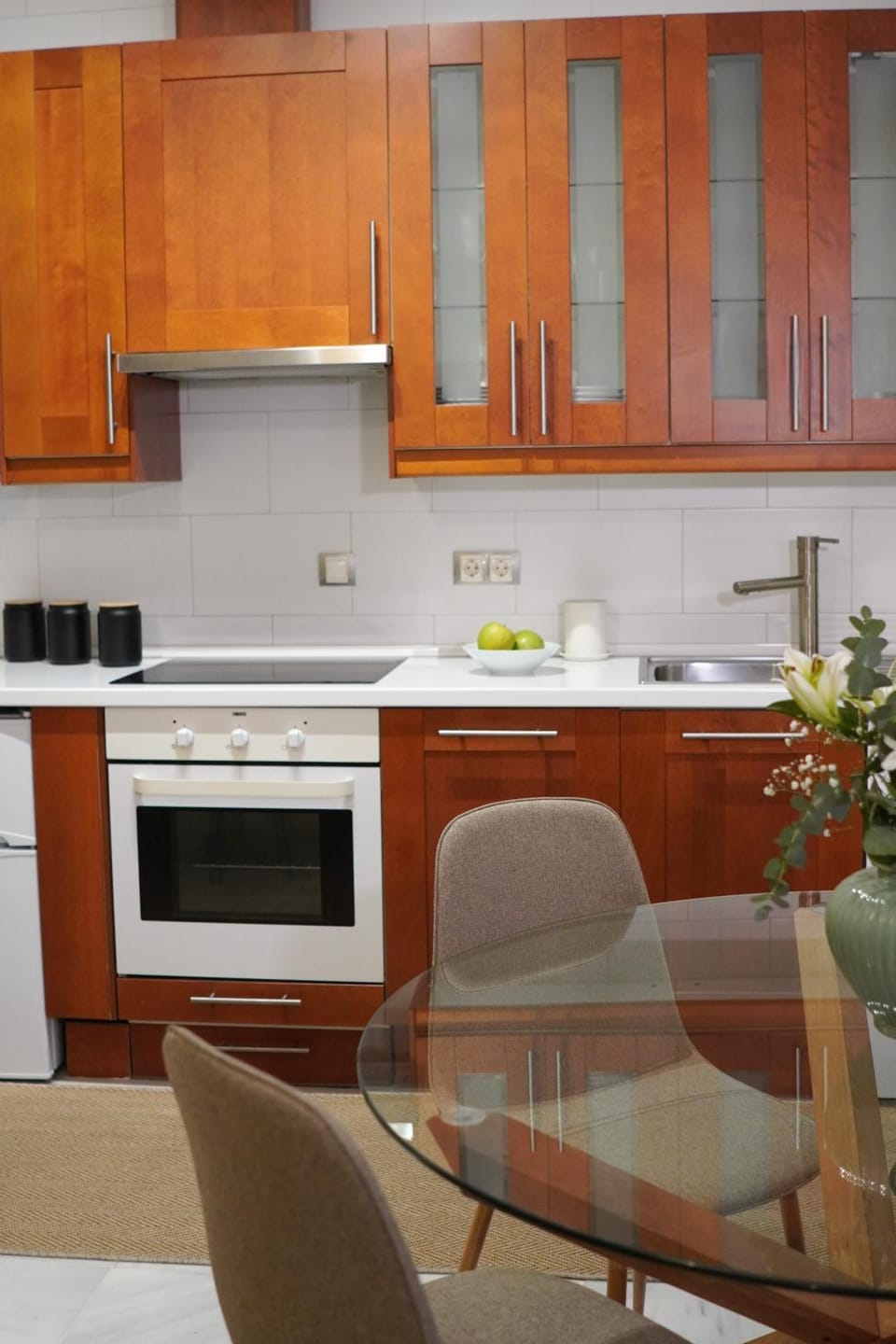 Kitchen or kitchenette, stove, stove, kitchen, kitchen