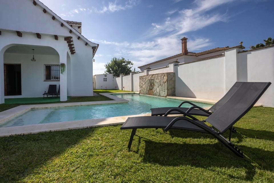 Garden, Swimming pool, sunbed