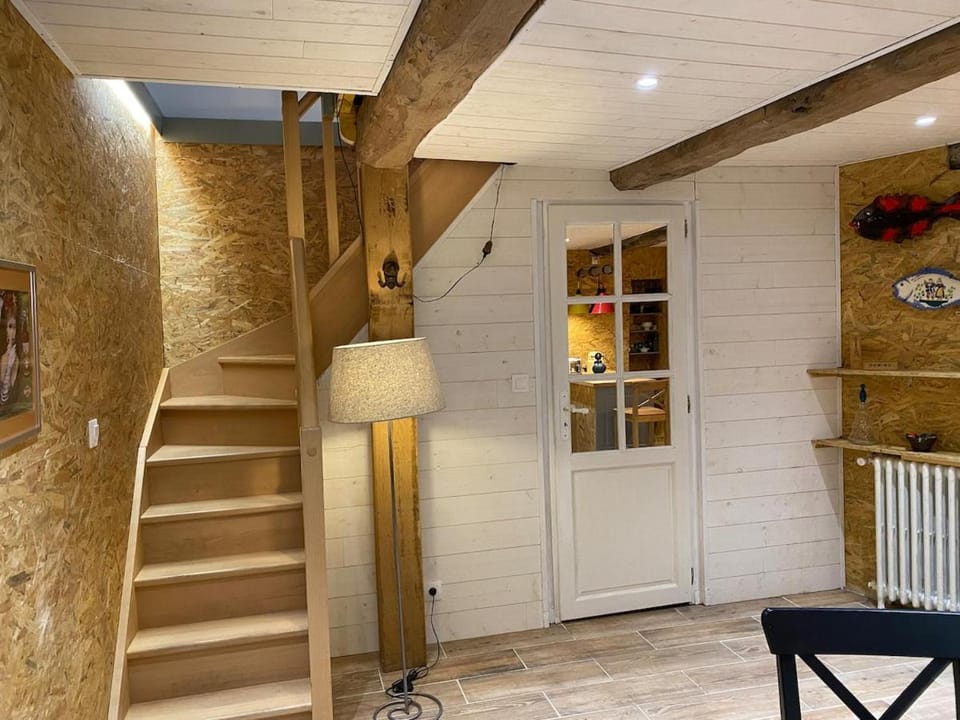 Le Parvis House in Granville