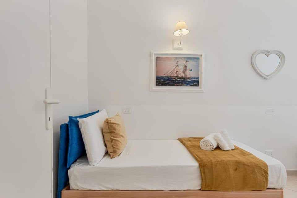 GOLDEN LUXE - Sunset by the Sea Apartment in Viareggio
