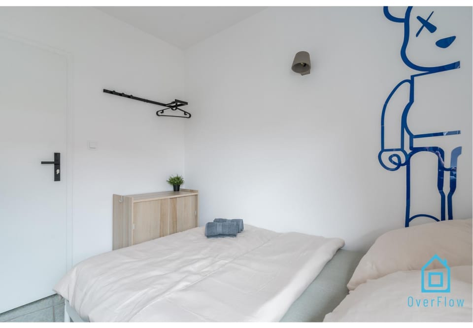 Saturn Room - 15 min to Old Town Gdansk Vacation rental in Gdansk