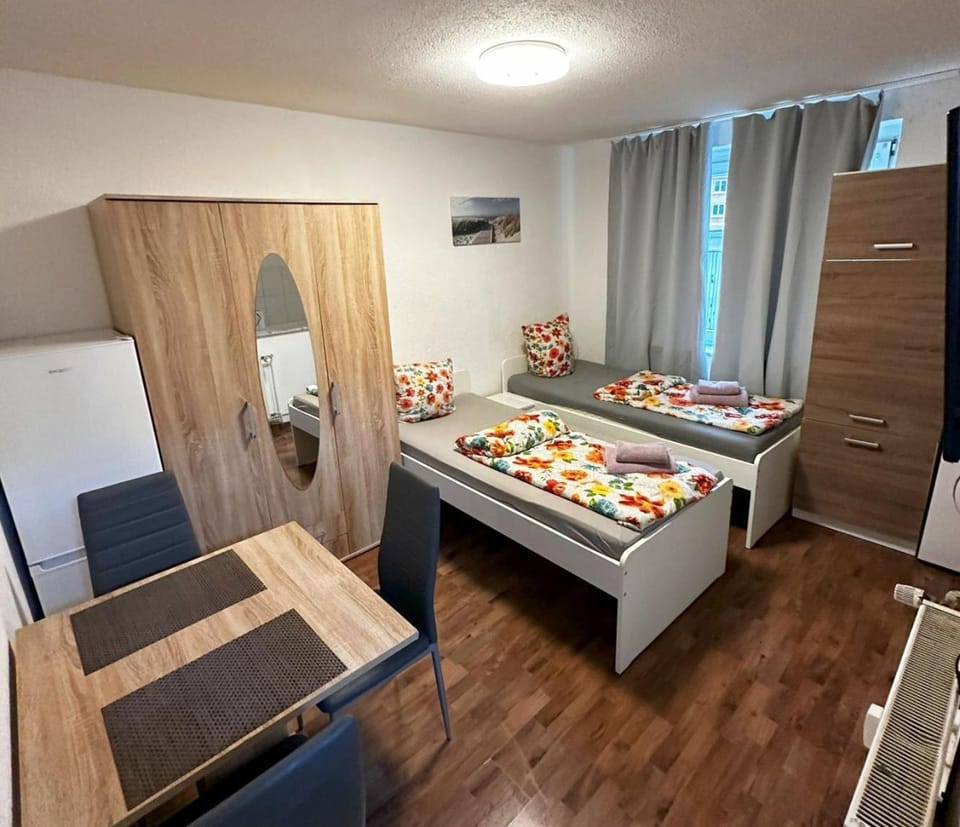 Bed, Photo of the whole room, Bedroom, wardrobe