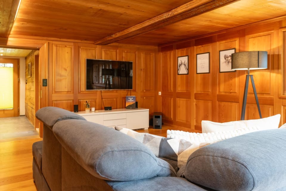 TV and multimedia, Living room